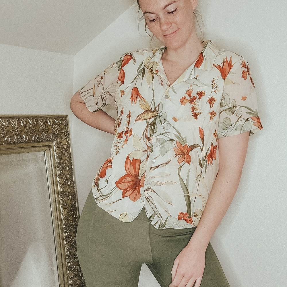 Vintage Floral Button Up Blouse